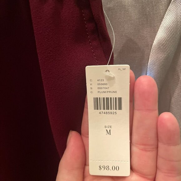 NWT: Anthropologie The Essential Slim Trousers- Size Medium- Plum - Picture 4 of 4